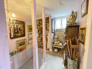 Teddy Bear Cottage- click for photo gallery